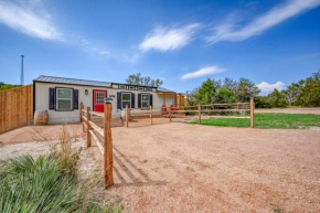 Luxurious Casita Minutes to Historic Main St with Hot Tub